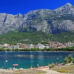 Luxury Macola Free Parking *