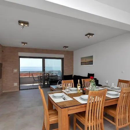 Luxury Macola Free Parking Макарска