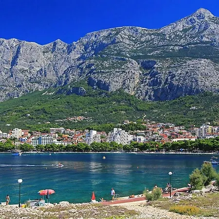 Luxury Macola Free Parking *