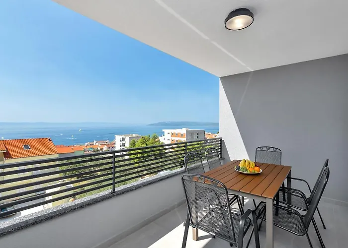 Luxury Macola Free Parking *