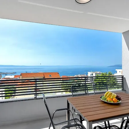 Luxury Macola Free Parking Apartment