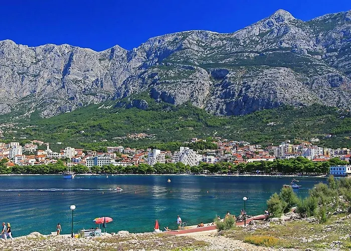 Luxury Macola Free Parking *